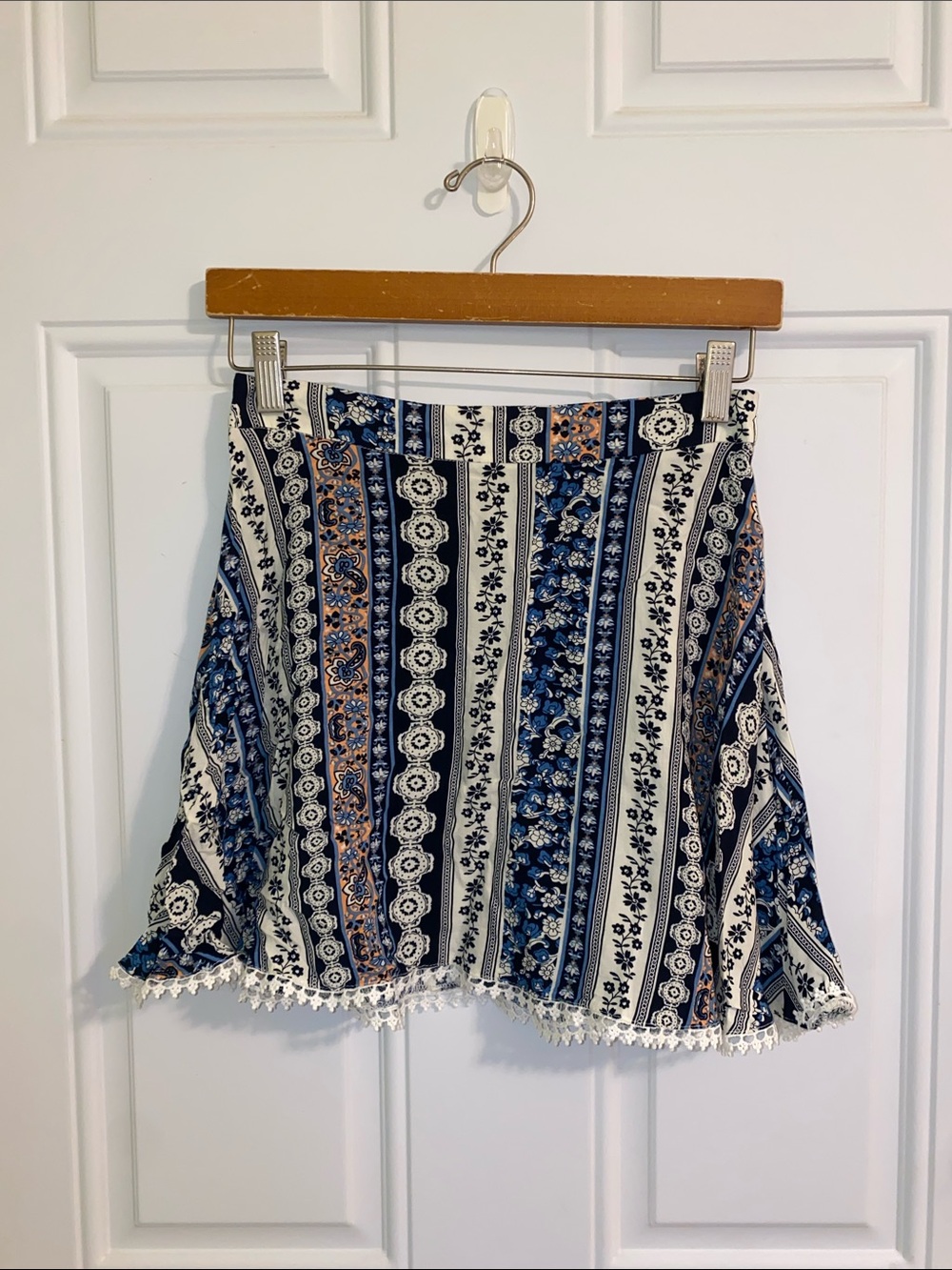 Kids’ Striped Lace-Trim Mini Skirt - Blue & Cream
